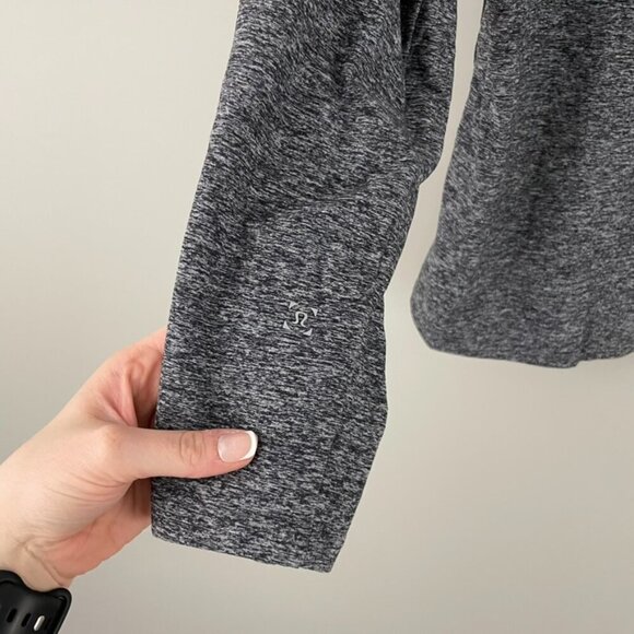 Lululemon Surge Shield 1/2 Zip Pullover in Black/Gray Men's Size XL - Picture 3 of 6